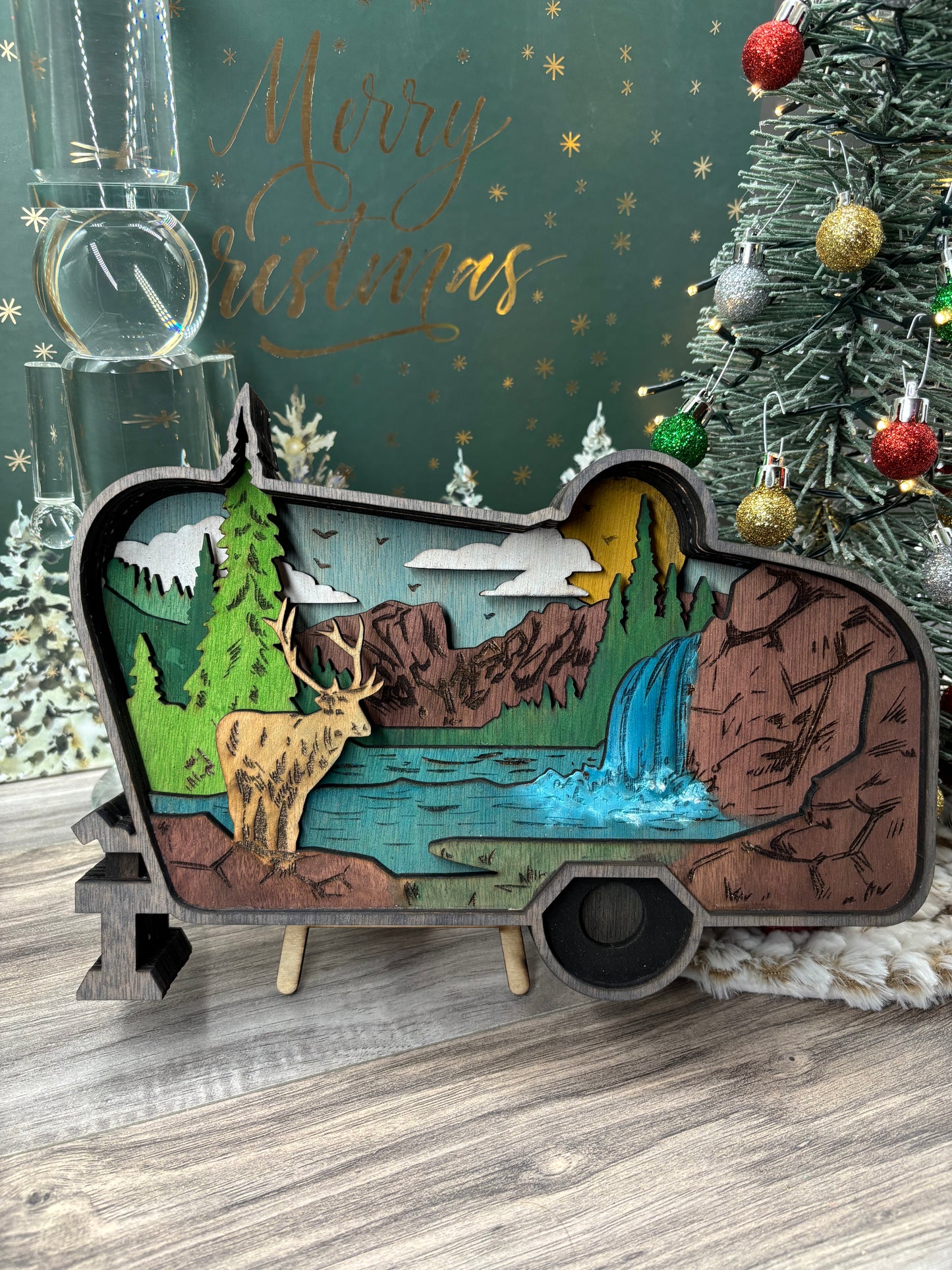 3D Layerd Camper with Outdoor Scene