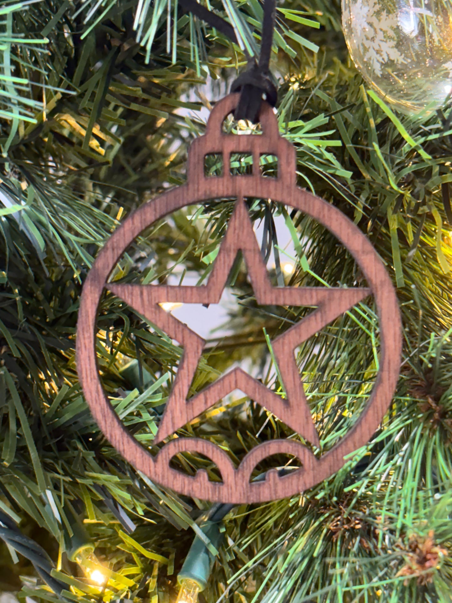 Solid Oak Classic Christmas Star Ornament
