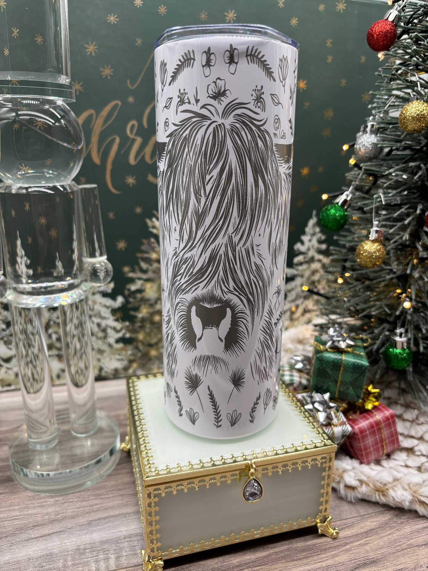20oz Engraved Skinny Tumbler with Cute Highland Cow