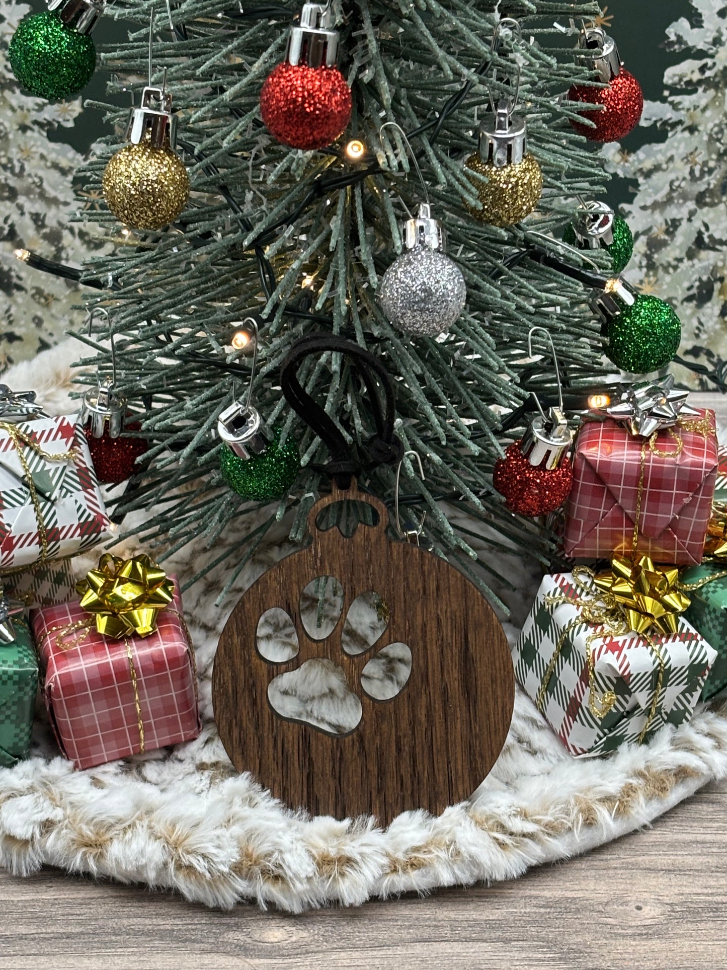 Solid Oak Classic Ornament with a Paw Cutout