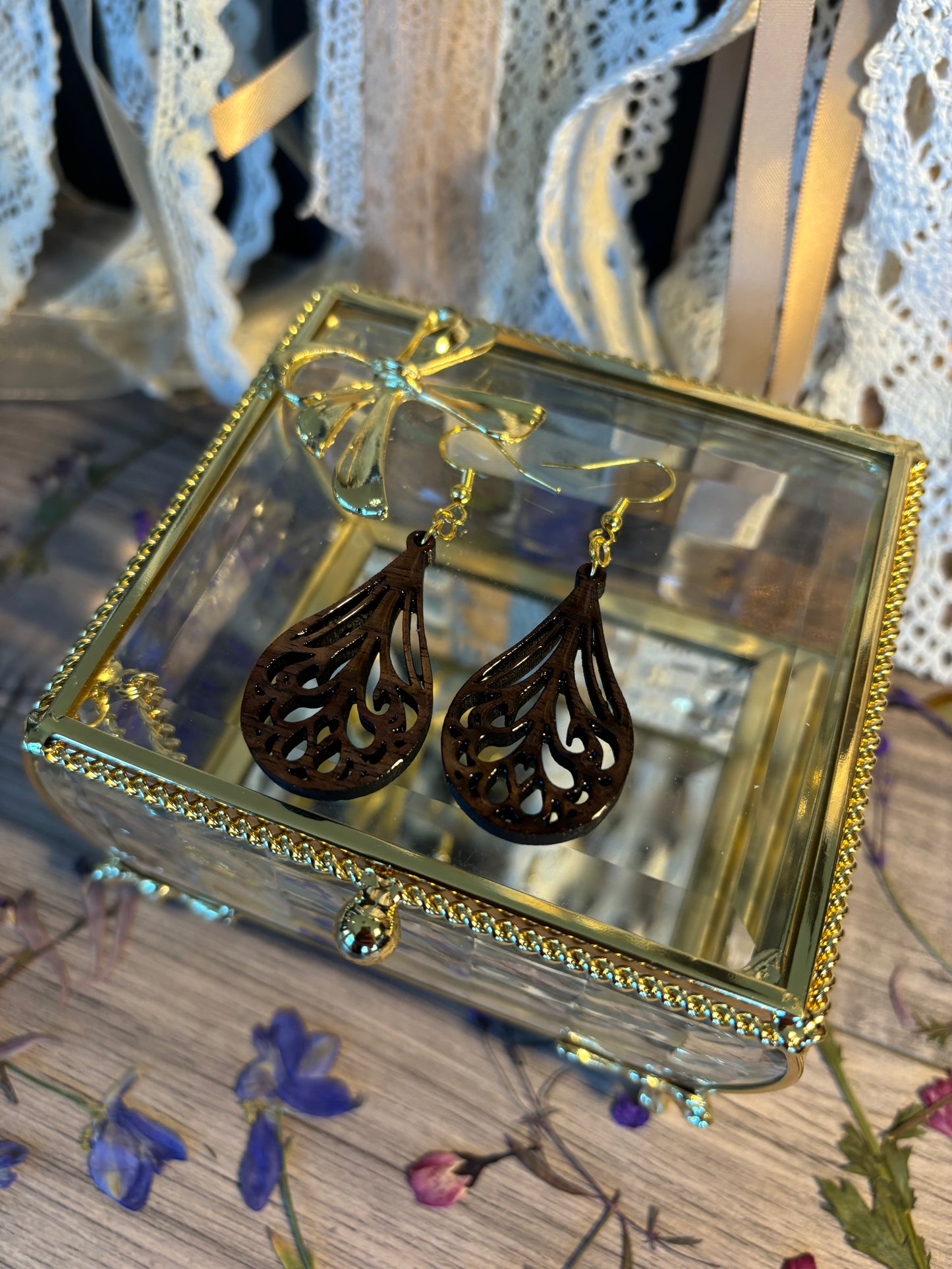 Elegant Teardrop Earrings