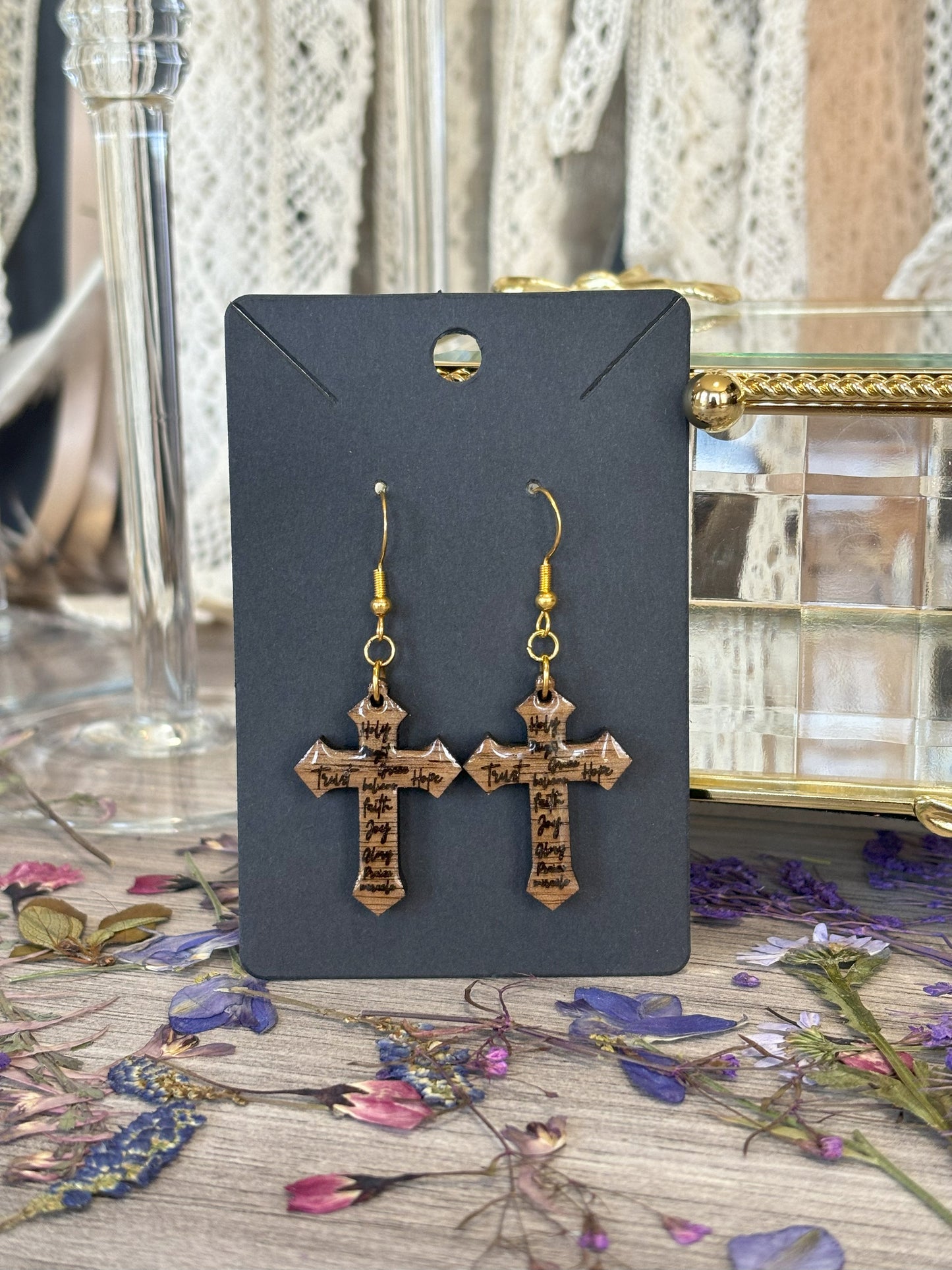 Elegant Cross
