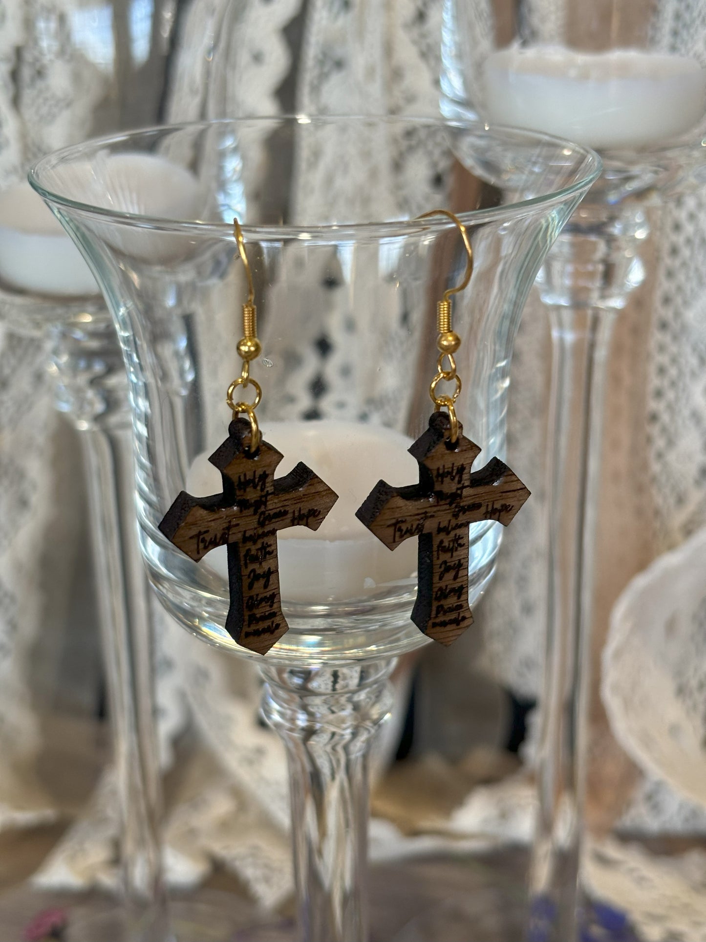 Elegant Cross