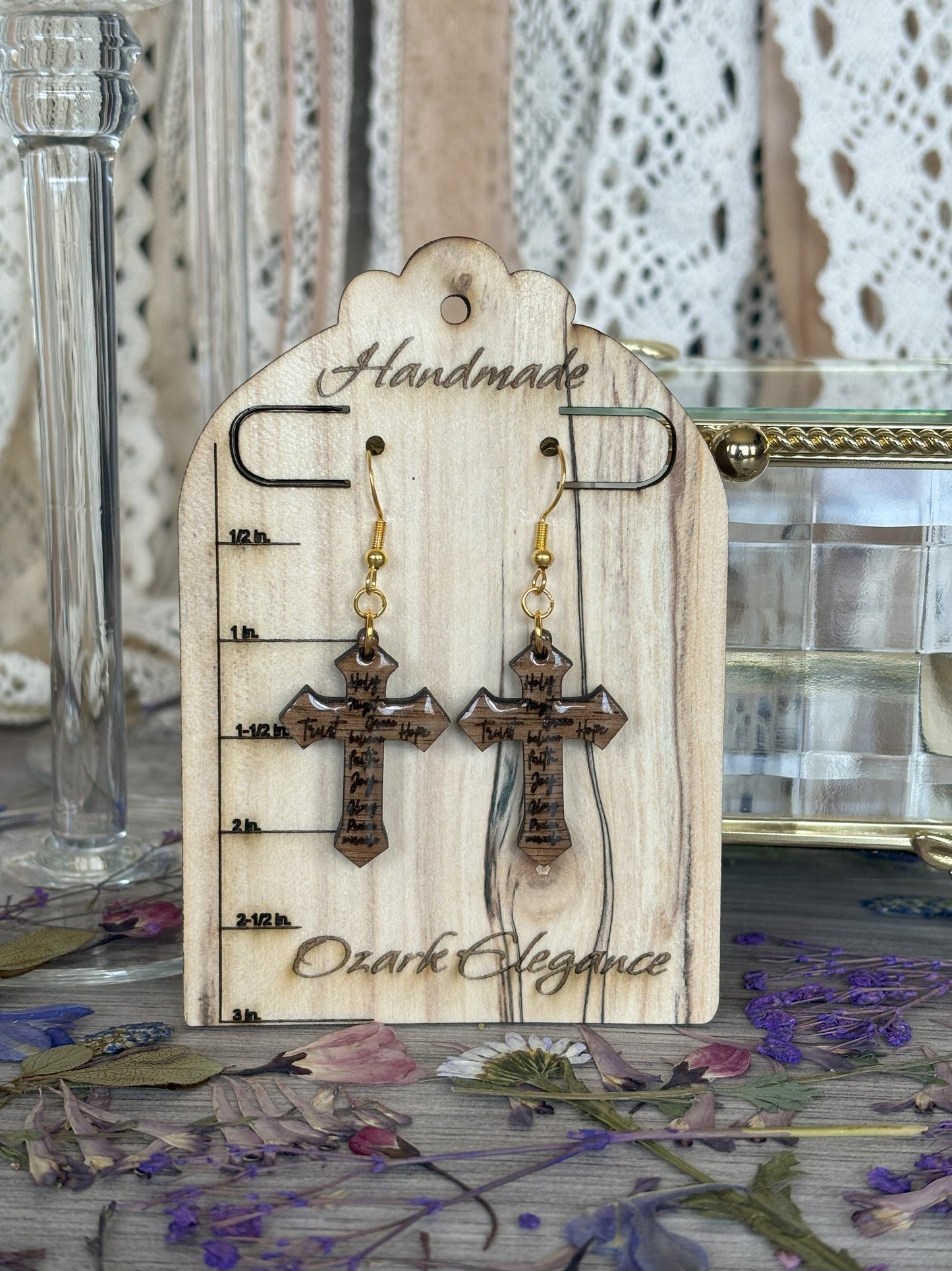 Elegant Cross
