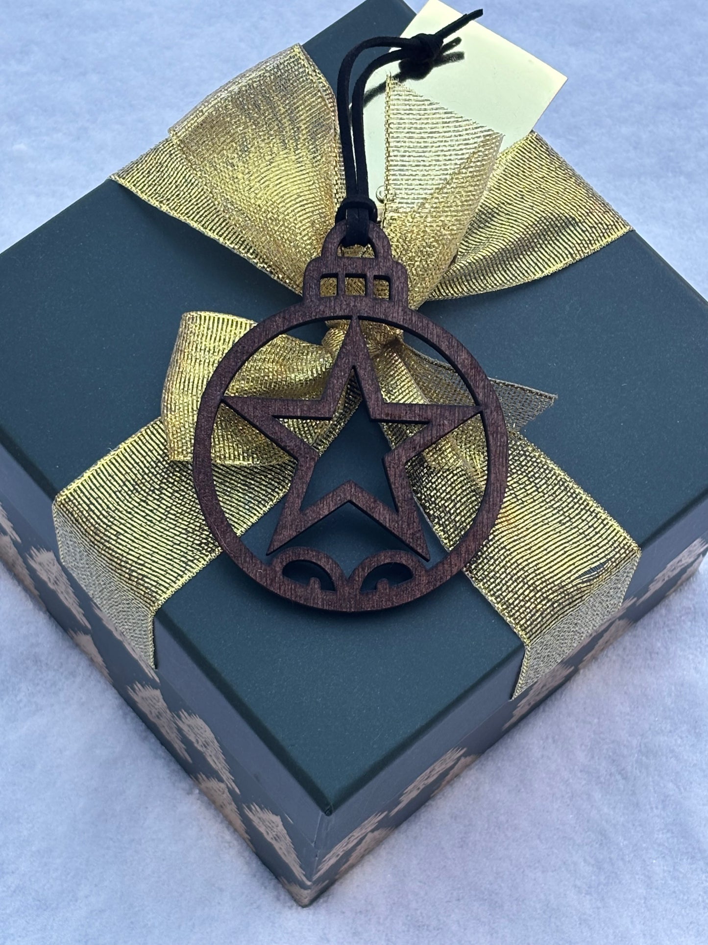 Solid Oak Classic Christmas Star Ornament